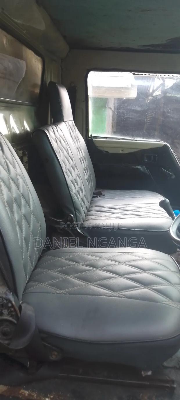 Mitsubishi Canter 4d31 - thumbnail 3