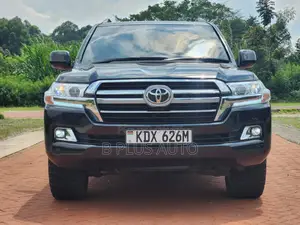 Toyota Land Cruiser 4.5 V8 TD STD 2011 Black