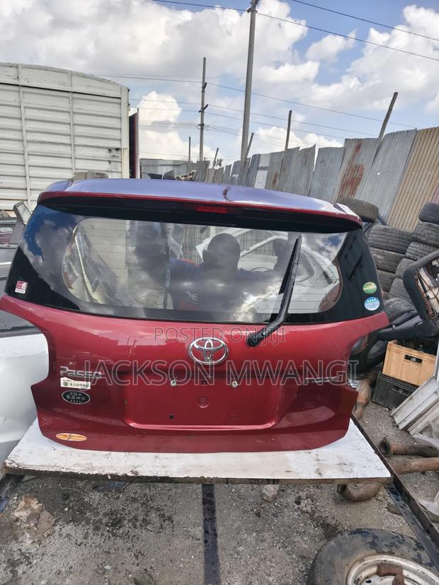 Toyota Passo Boot