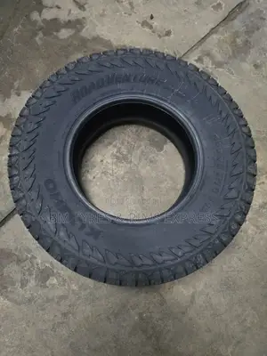 265 /70 R16 Khumo Tires (All Terrein)
