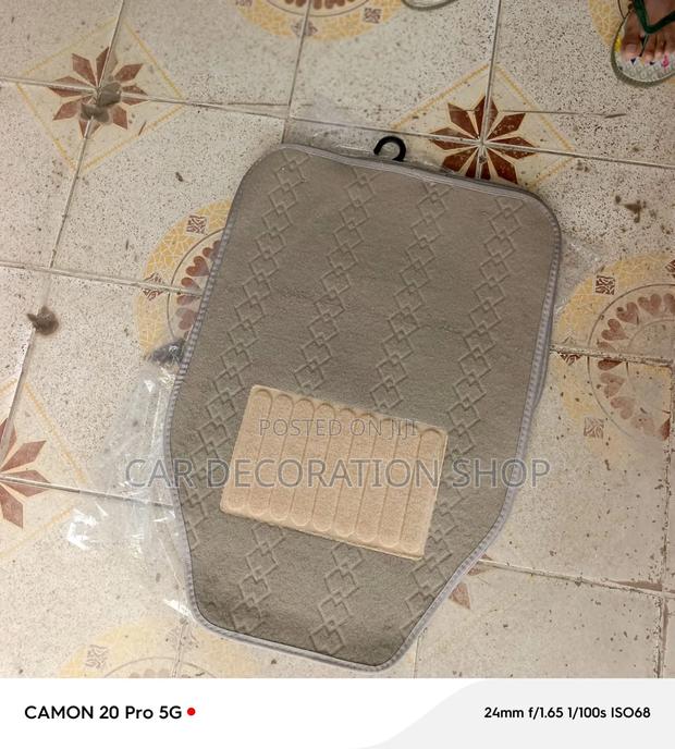 5pc Baije Mats With Textured Geometric Diamond Pattern To Trap Dirt