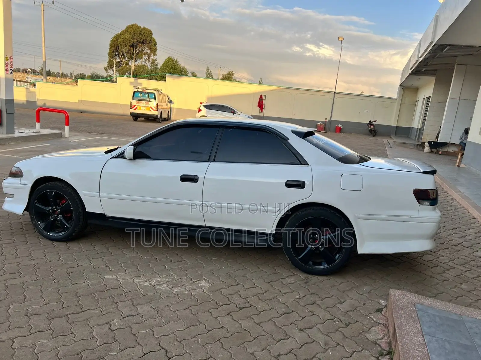 Toyota Mark II 2.0 RWD 2004 White