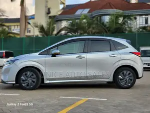Nissan Note 1.2 Hybrid 2021 Blue