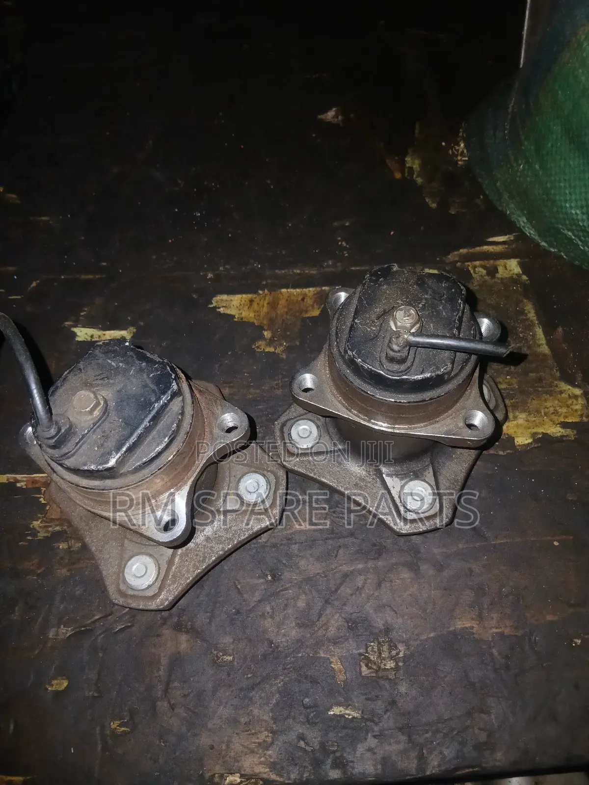 Rearhub Nissan Tiida