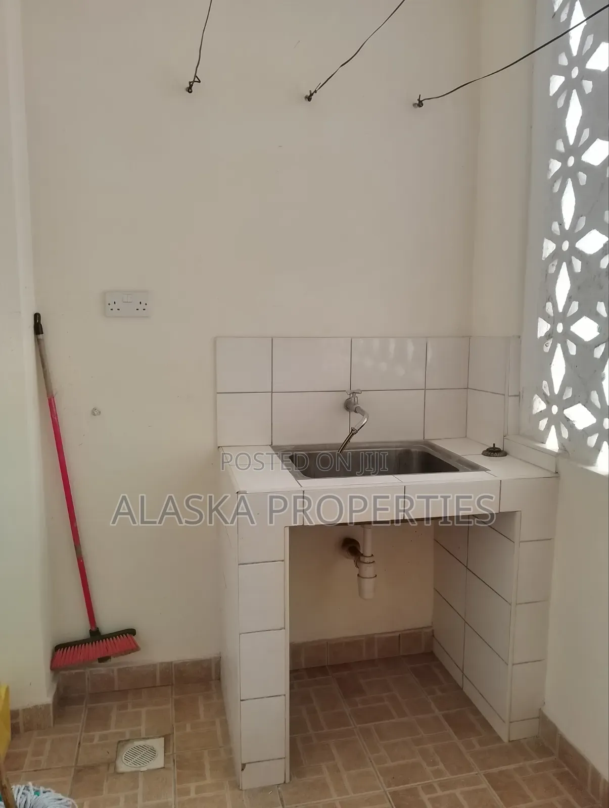 Furnished 2bdrm Apartment to Let in Nyali Estate