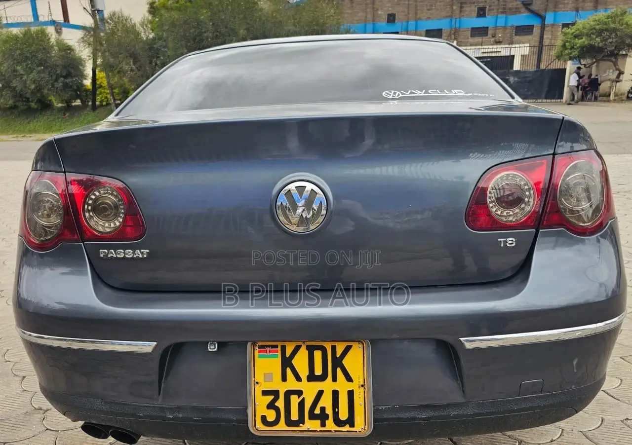 Volkswagen Passat 1.8 TSI Comfortline Tiptronic 2010 Blue