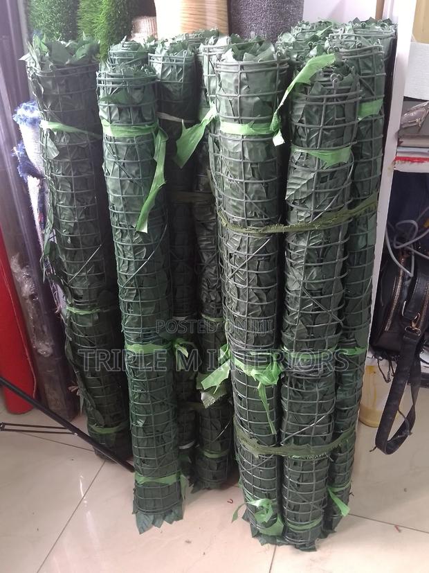 Multipurpose Artificial Leafy Fence Roll - main view