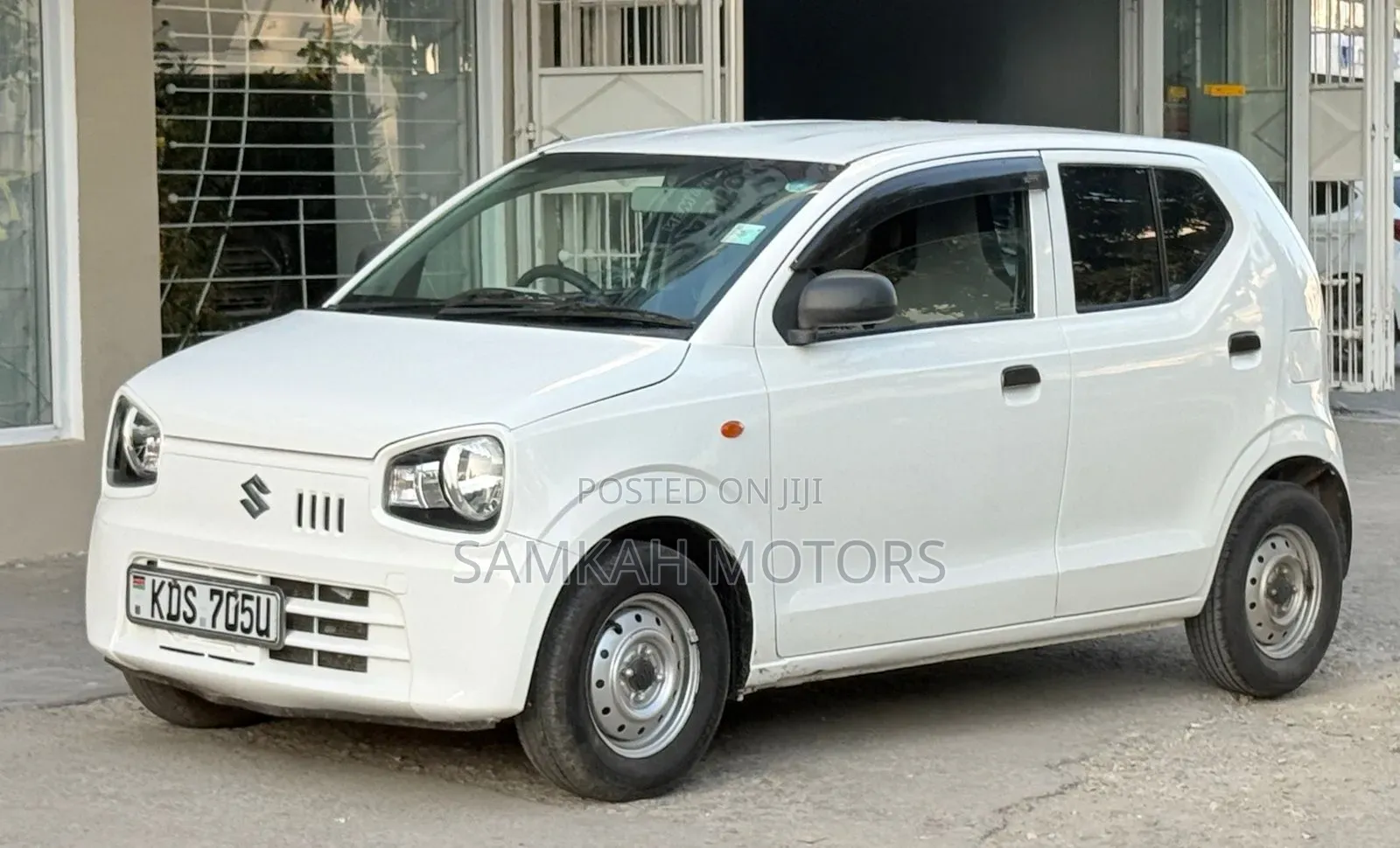 Suzuki Alto 2017 White