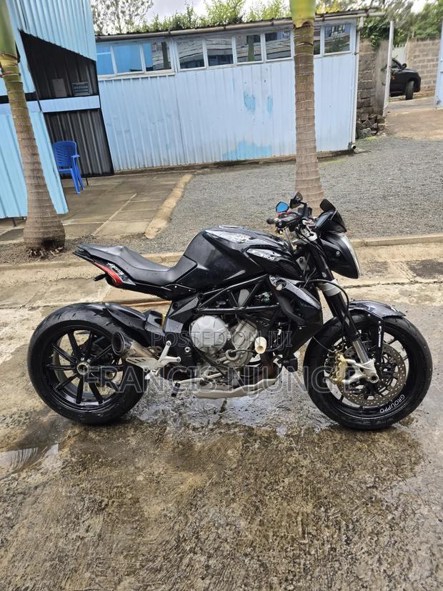 MV Agusta Agusta Brutale 2015 Black - thumbnail 2