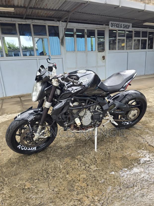 MV Agusta Agusta Brutale 2015 Black - thumbnail 11