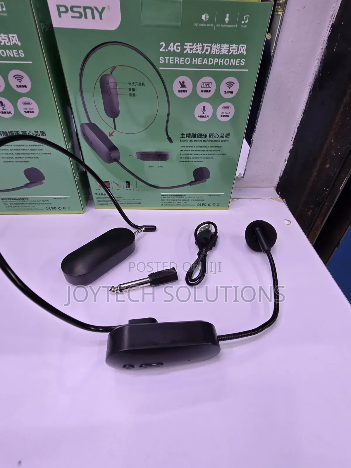 Portable Wireless Headset Mic - Best for Live Streaming