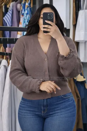 Ladies Free Size Botton Up Plain Sweaters