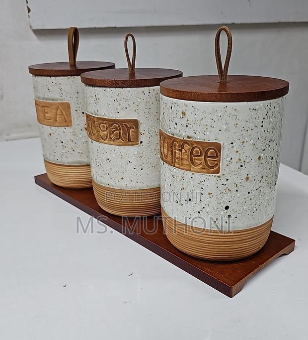 3 (800 Ml ) Canisters With a Bamboo Tray Set - thumbnail 2