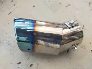 Single Exhaust Tip Corrosion Resistant ,Uses Bolt or Welding 4 Fittin