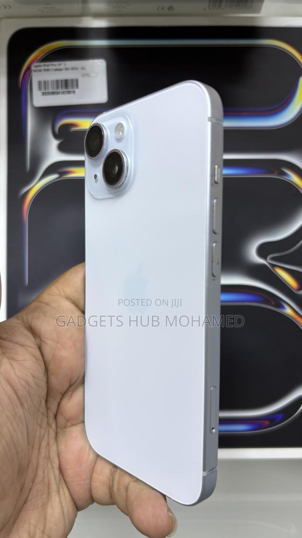 Apple iPhone 15 128 GB Blue - thumbnail 3