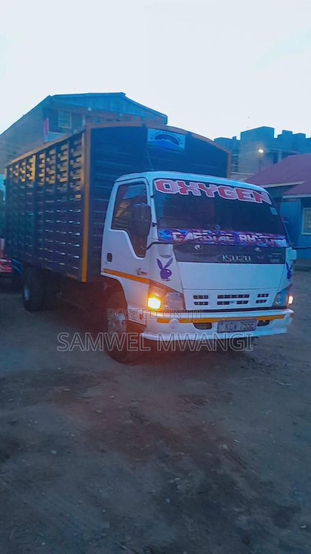 Isuzu NPR Closed Body - thumbnail 5