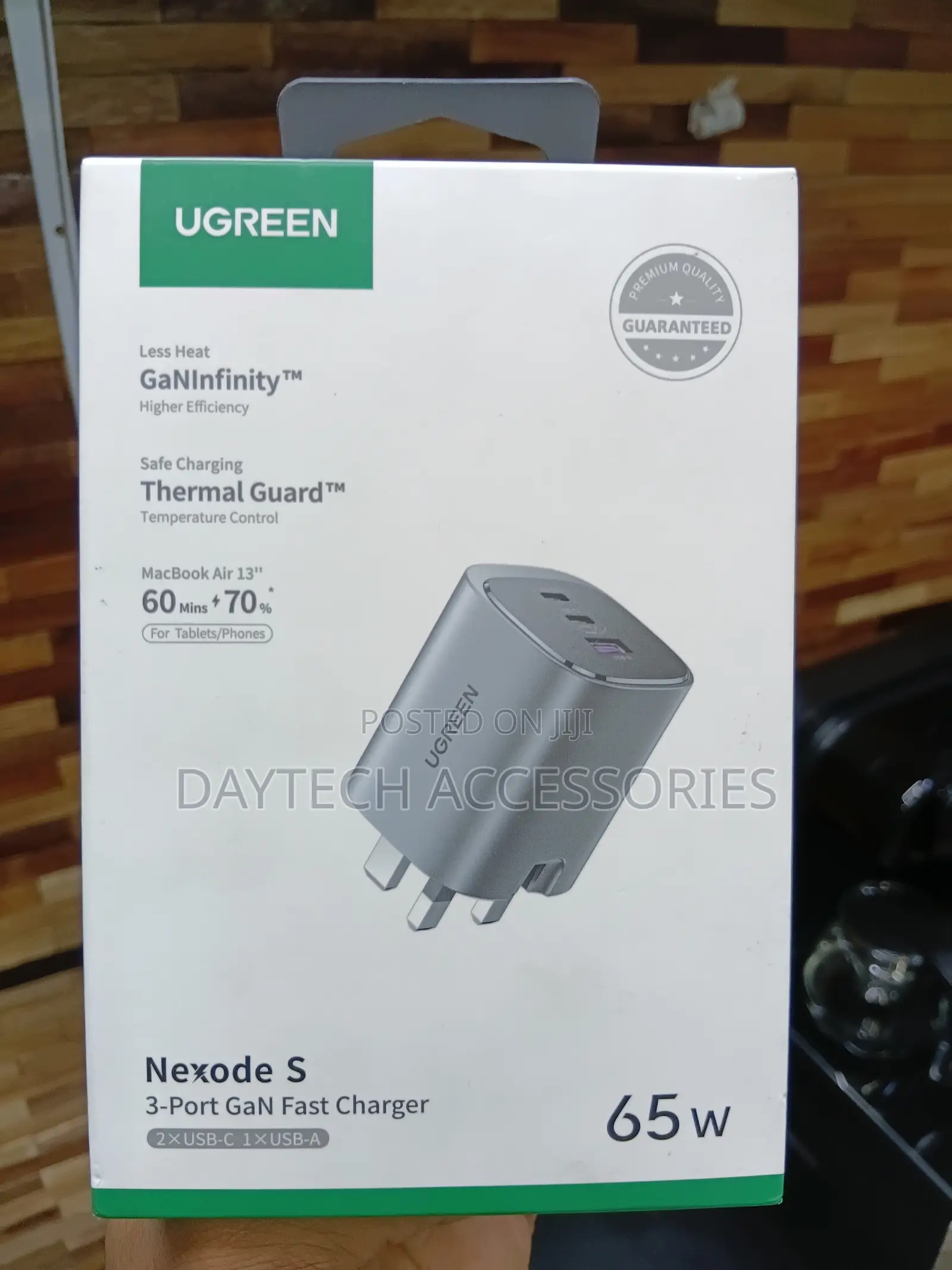 Ugreen Usb-A+2*Usb-C 65w Gan Tech Fast Charger