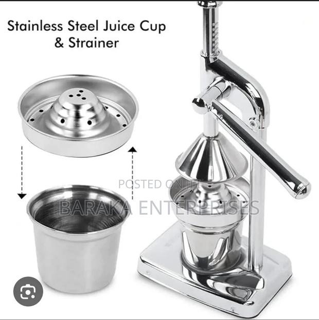 Hand Press Manual Juicer Maker.