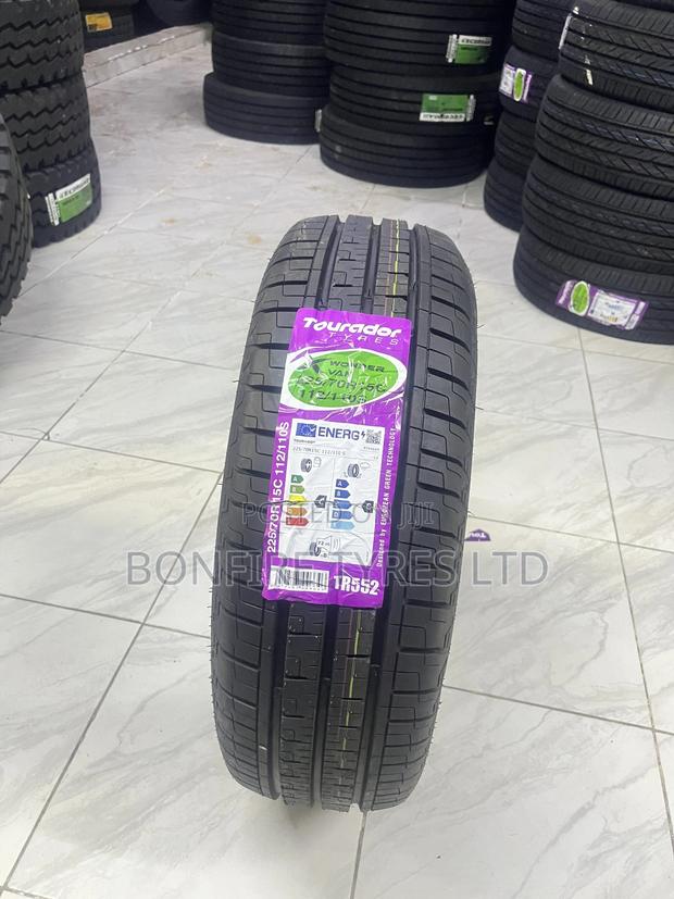 225/70r15 Tourdor