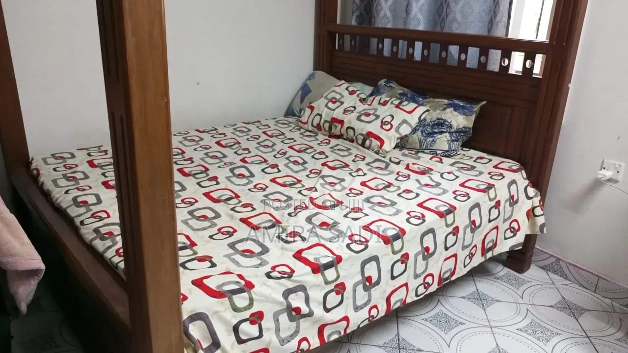 Selling a Wooden Bed