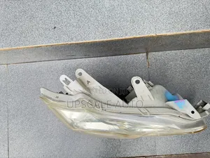 Premio 260 Headlights Non