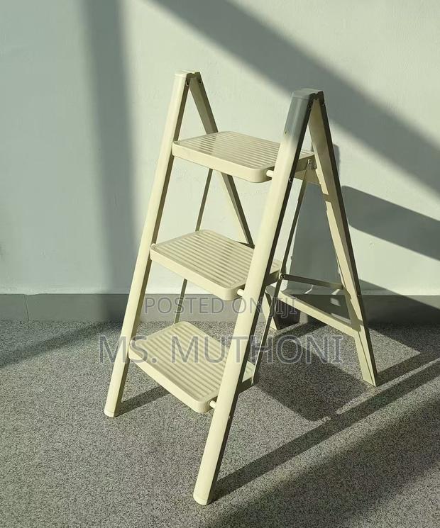 Non-Skid Foldable 3 Step Ladder - main view