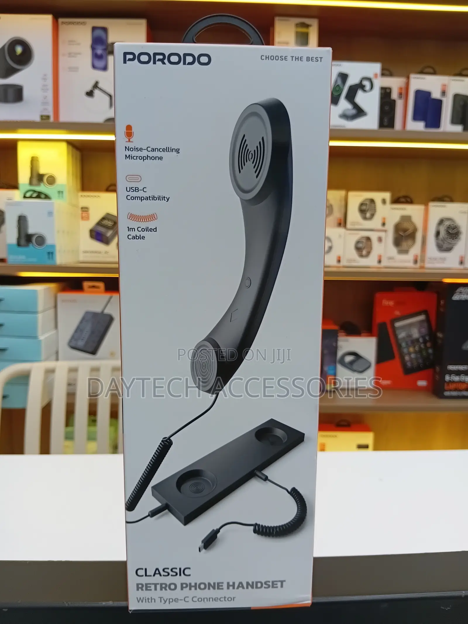 This Is a Porodo Classic Retro Phone Handset With a Usb-C Connector.
