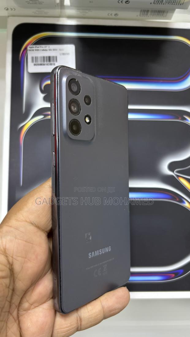 Samsung Galaxy A73 5G 128 GB Black - thumbnail 2