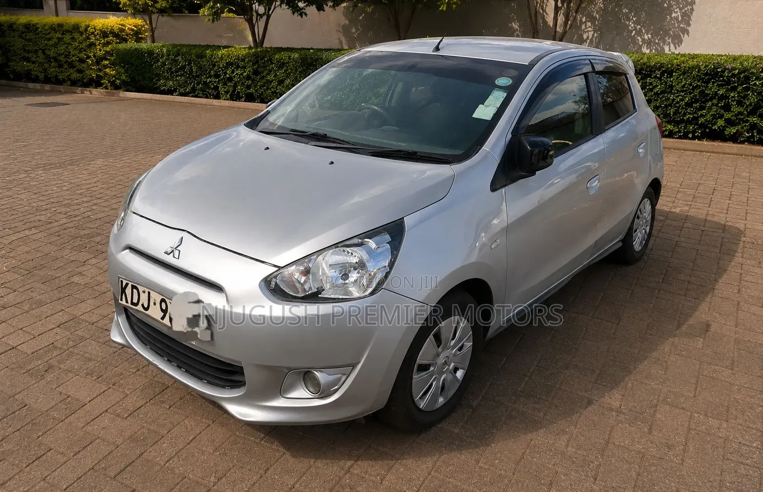 Mitsubishi Mirage 2015 Silver