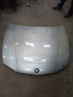 BMW 1 Series Hood Bonet