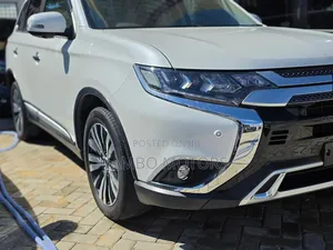 Mitsubishi Outlander SE FWD 2020 White