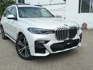 BMW X7 xDrive40i 2023 White