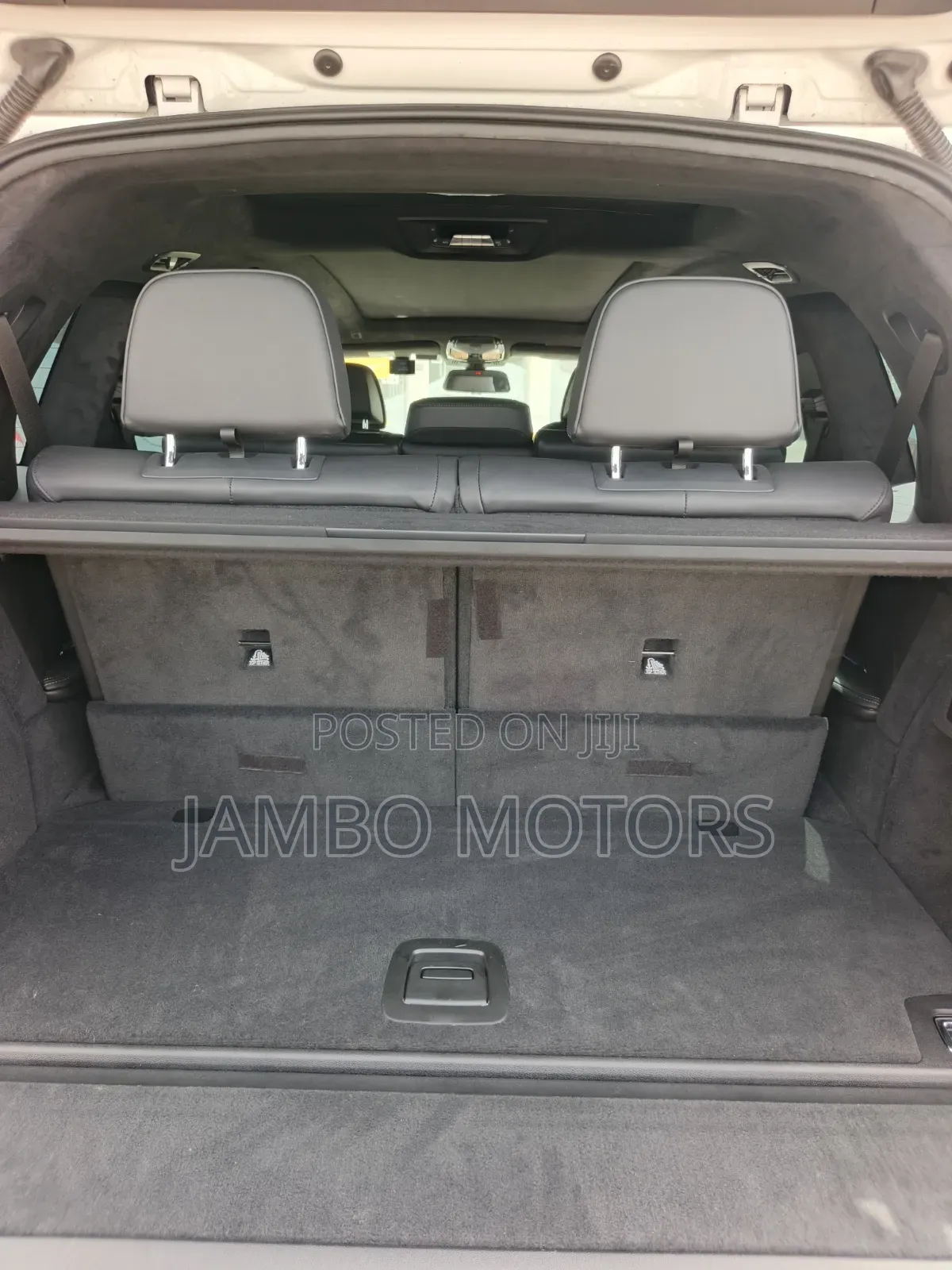 BMW X7 xDrive40i 2023 White