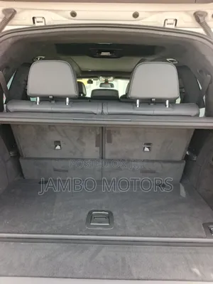 BMW X7 xDrive40i 2023 White