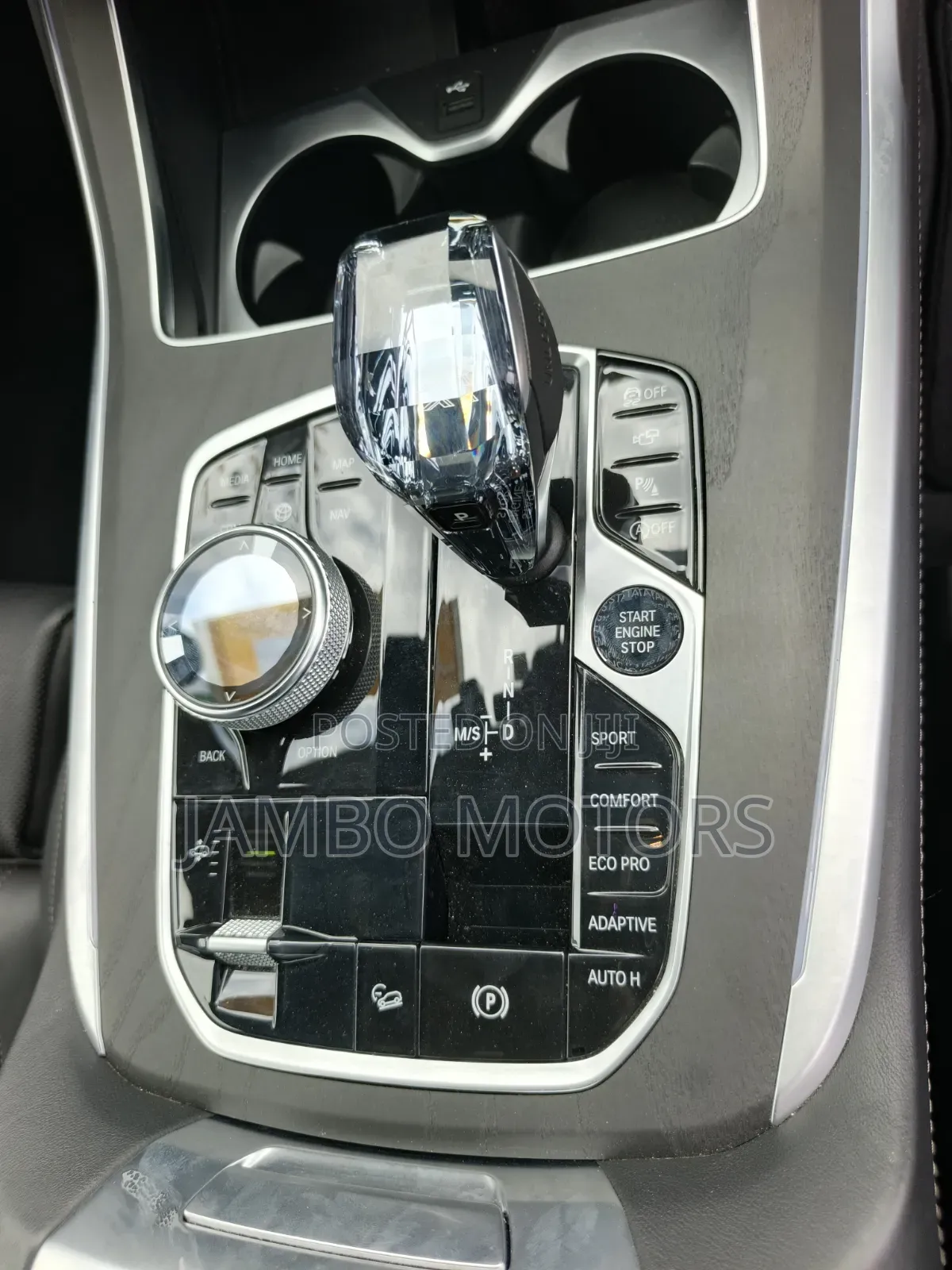 BMW X7 xDrive40i 2023 White