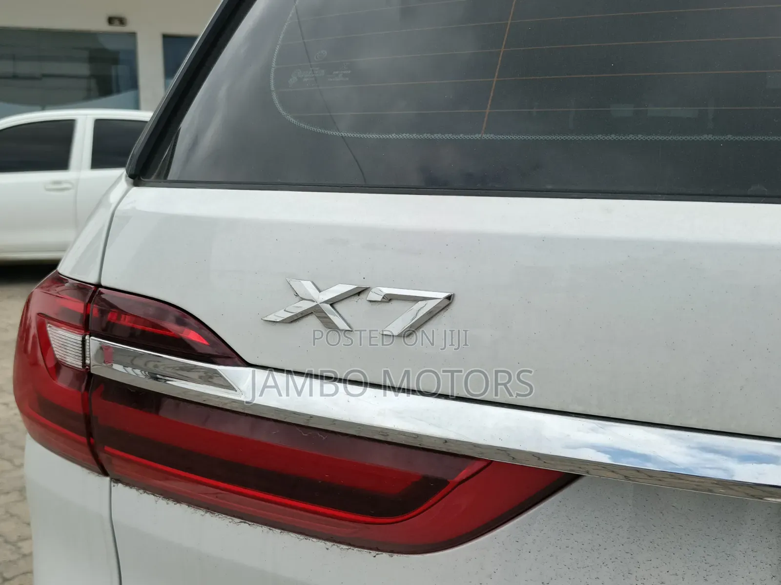 BMW X7 xDrive40i 2023 White
