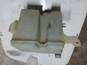 Toyota Crown 2005-2008 Washer Bottle