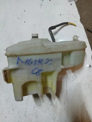 Toyota Mark X 2006-2008 Washer Bottle