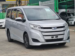 Toyota Noah 2019 Silver