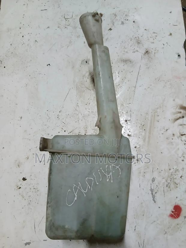 Toyota Caldina Chopper 2002-2006 Washer Bottle