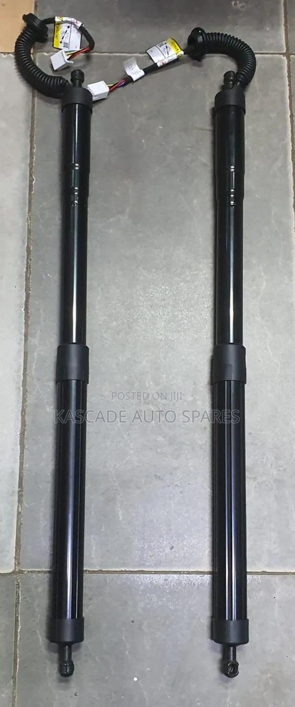 Nissan Xtrail T32/Nt32 New Model 2014 + Electric Boot Shocks/Struts