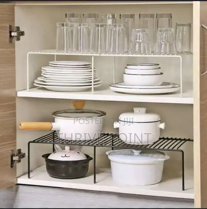 Strong Retracting Extending Metallic Shelf
