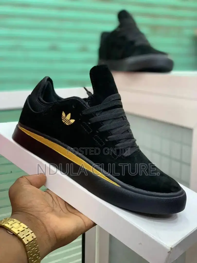 Adidas Sabalo Sneakers