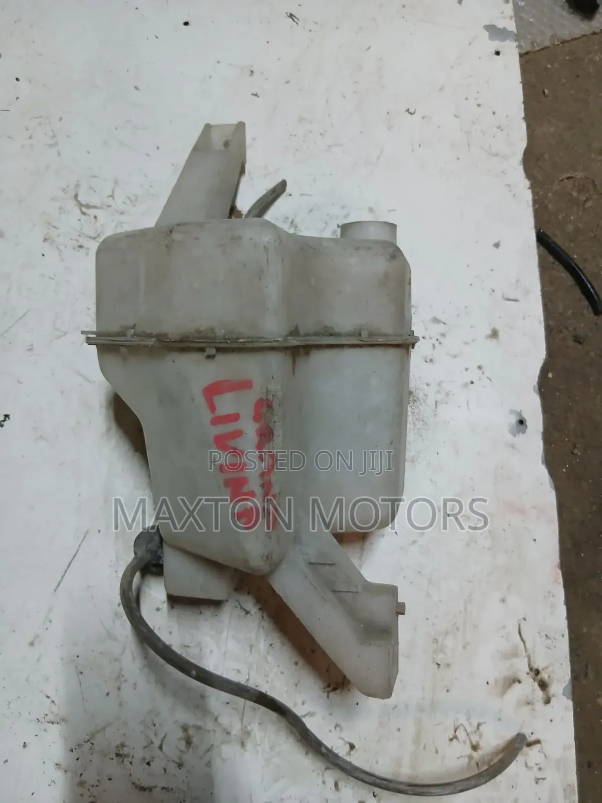 Toyota Corolla Levin Washer Bottle