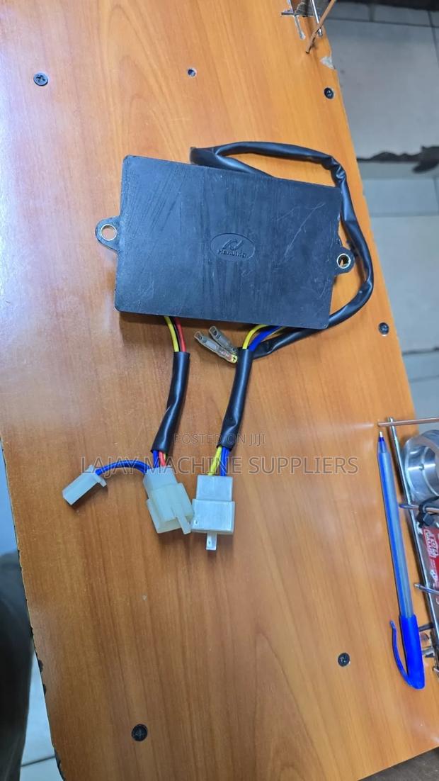 250v 470μf Welding Avr Generator / Welder Avr - thumbnail 4