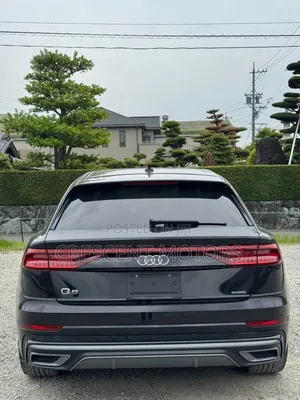 Audi Q8 2021 Black