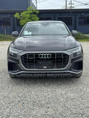 Audi Q8 2021 Black