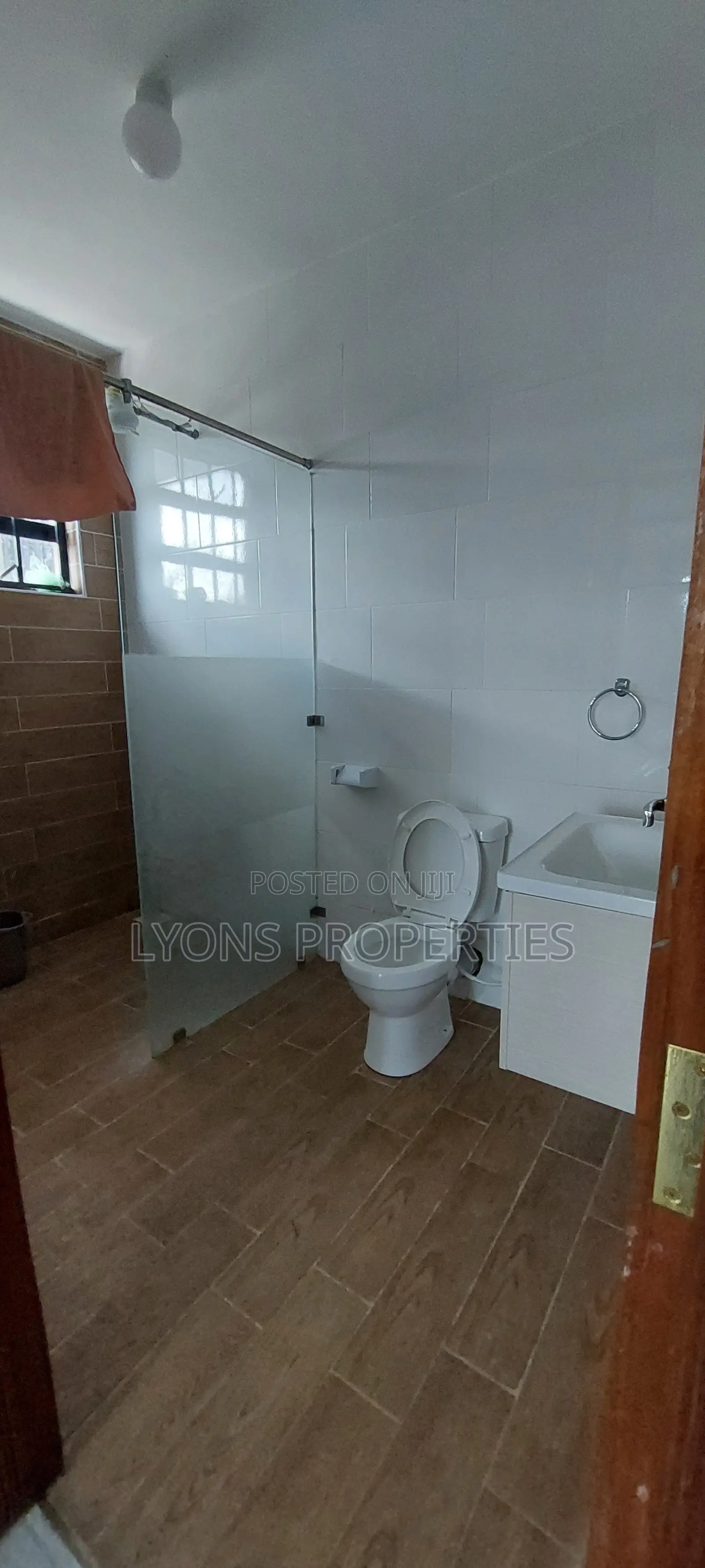 4bdrm Maisonette in Behind Smith, Nkoroi for rent