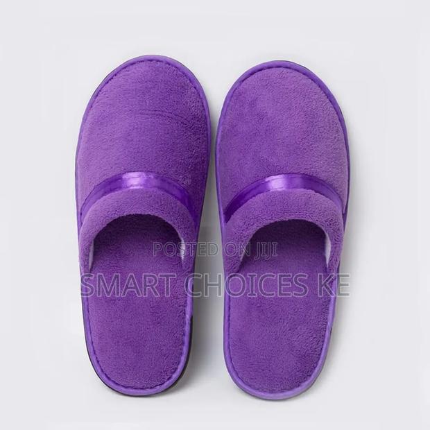 Indoor Unisex Slippers - thumbnail 2
