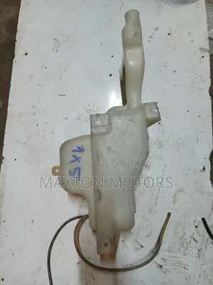 Suzuki Sx4 Washer Bottle